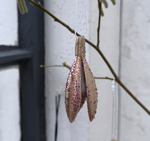 Baumschmuck - Filigrane Schneeglocke zum Aufhängen