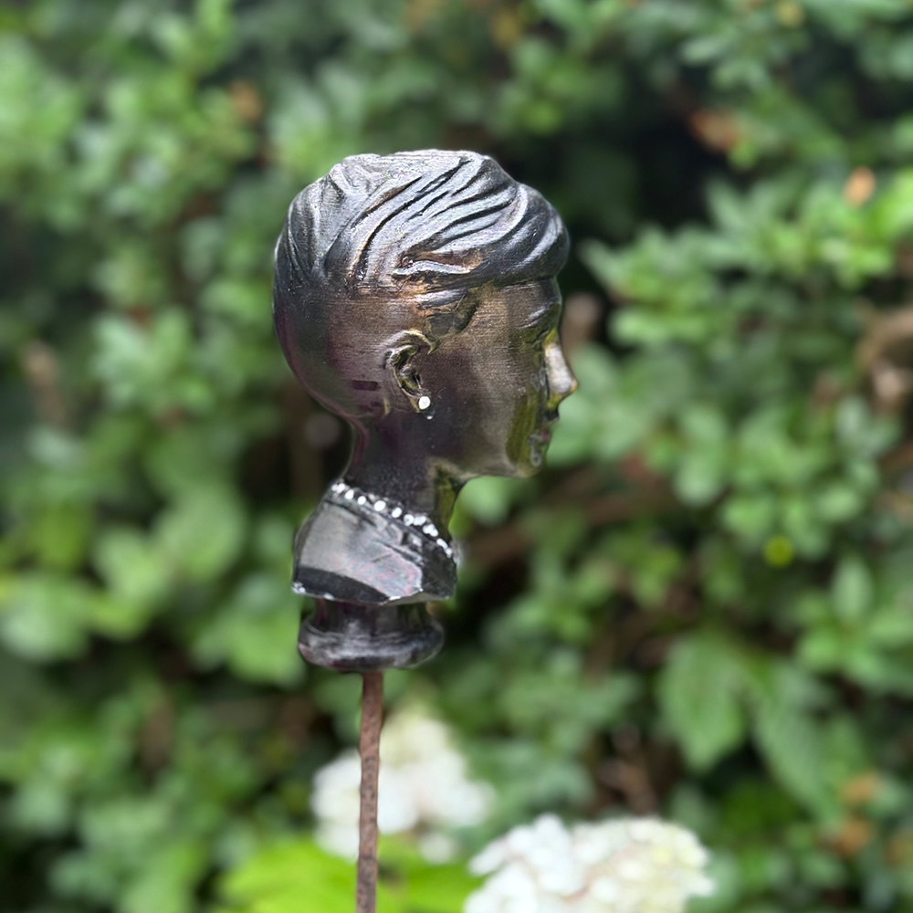 Gartenstecker > Graceful Icon < antik