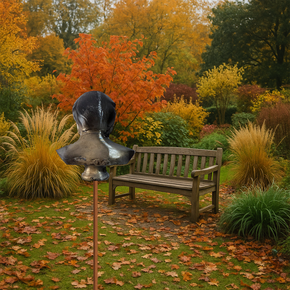 Gartenstecker > Garden Legend < antik