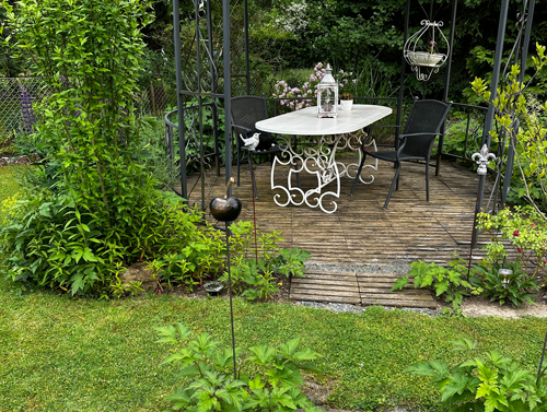 Gartenstecker Riesen Kirsche in Schwarz