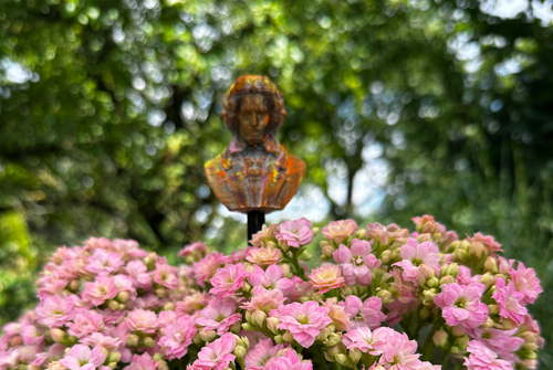 Blumenstecker > Beethoven < Abstrakt